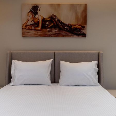 Villa Serenity ซารานเดอ ภายนอก รูปภาพ