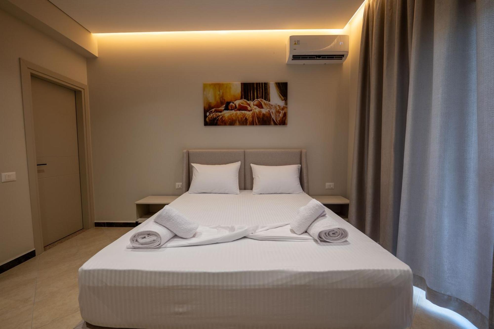 Villa Serenity ซารานเดอ ภายนอก รูปภาพ