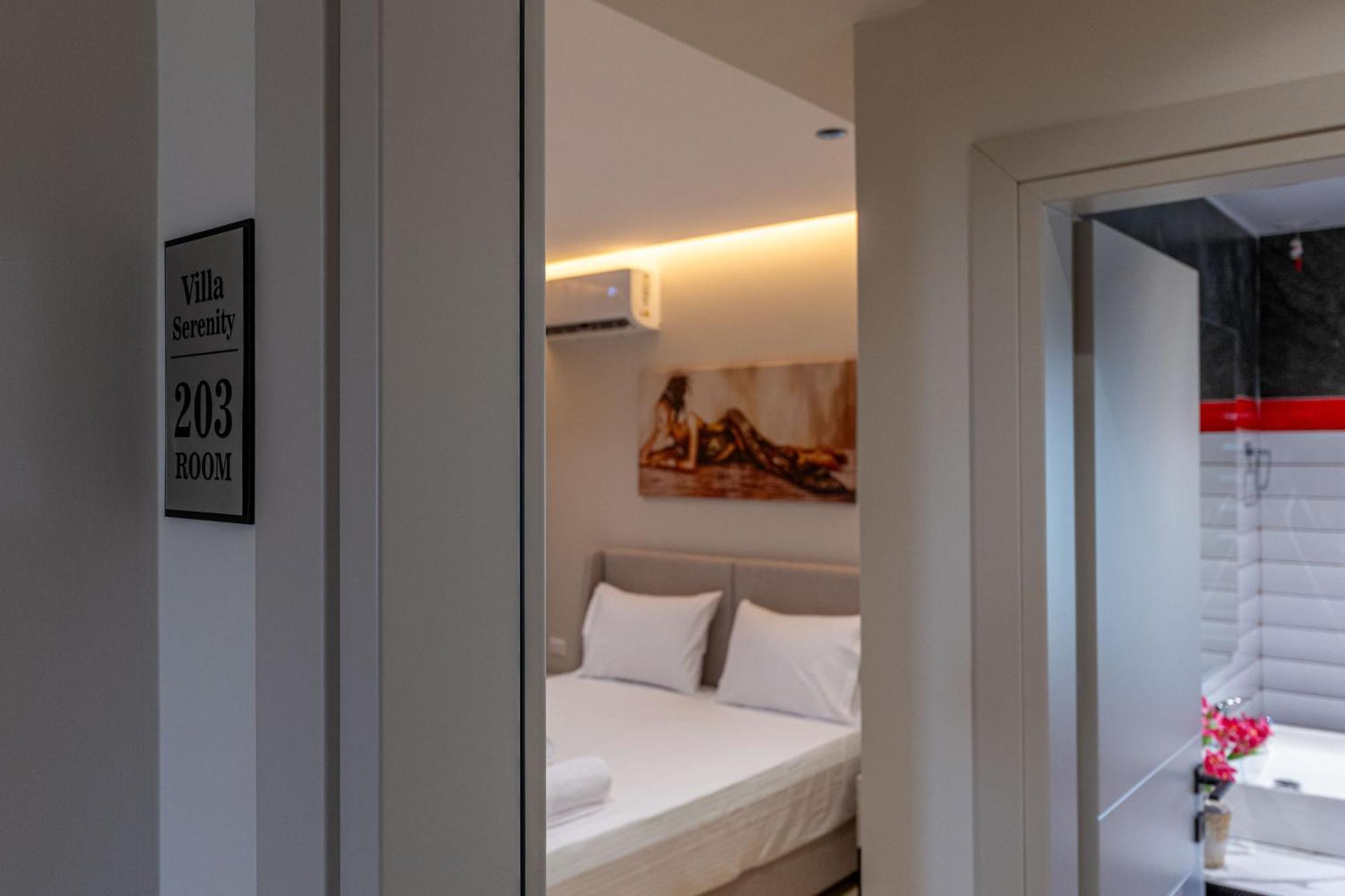 Villa Serenity ซารานเดอ ภายนอก รูปภาพ