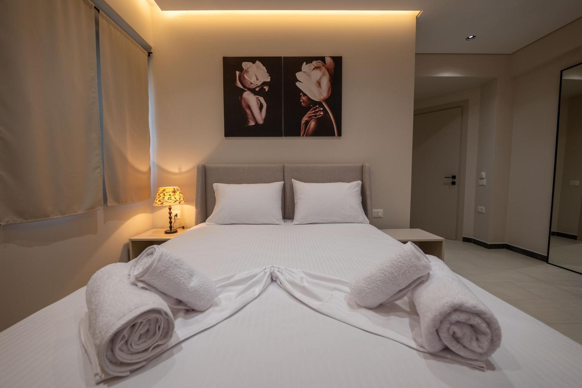 Villa Serenity ซารานเดอ ภายนอก รูปภาพ