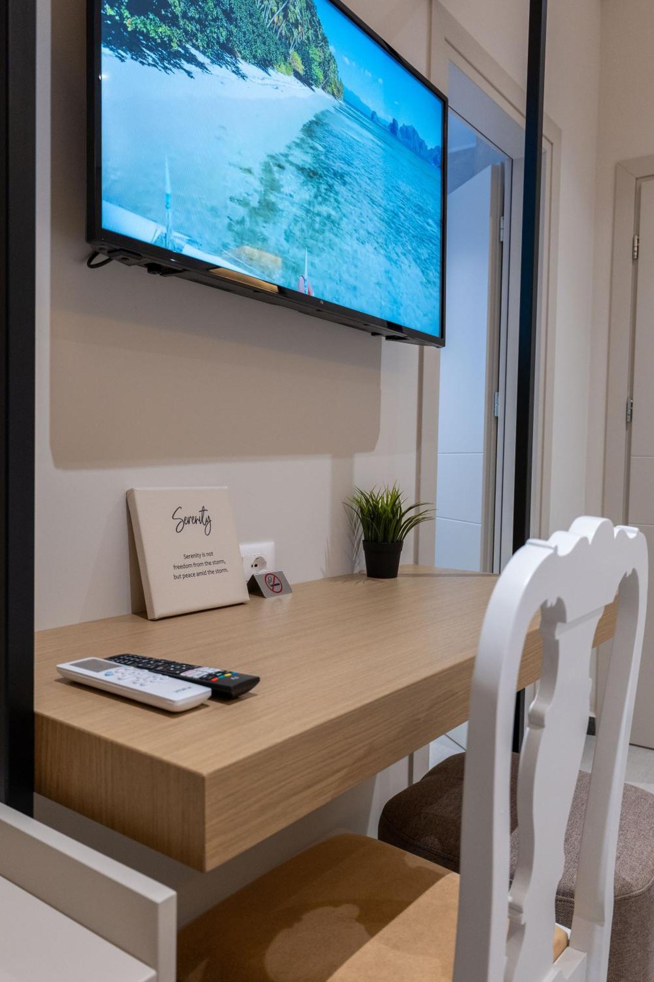 Villa Serenity ซารานเดอ ภายนอก รูปภาพ