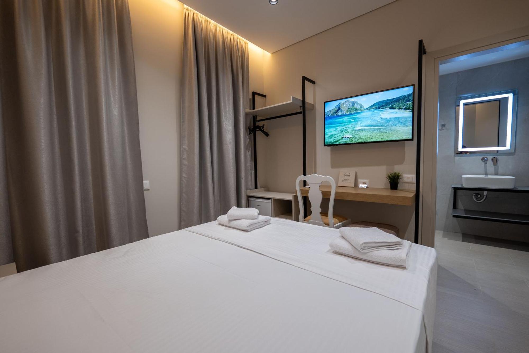 Villa Serenity ซารานเดอ ภายนอก รูปภาพ