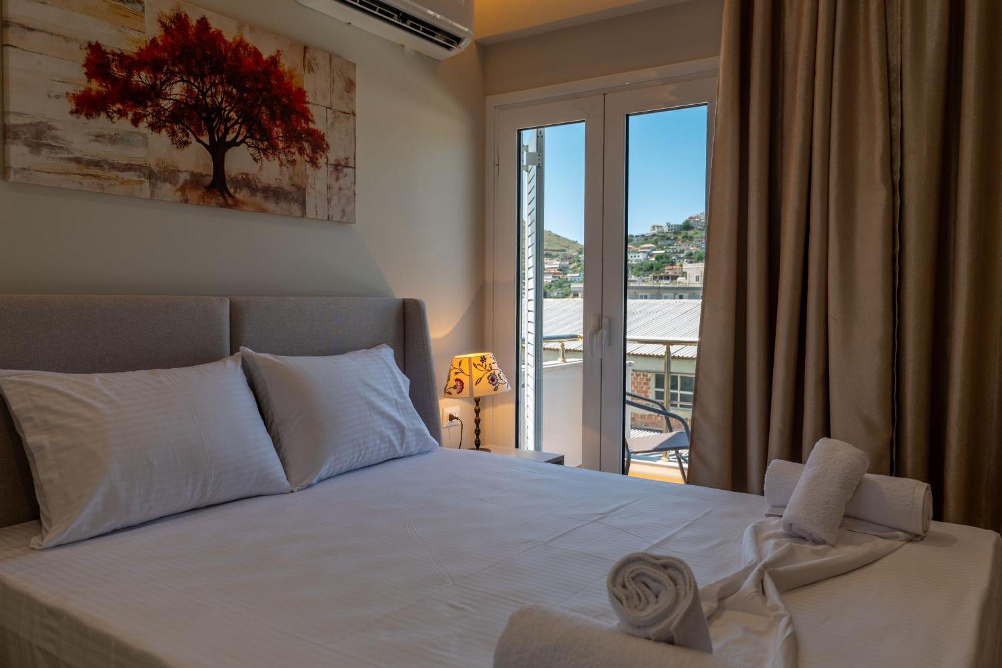 Villa Serenity ซารานเดอ ภายนอก รูปภาพ